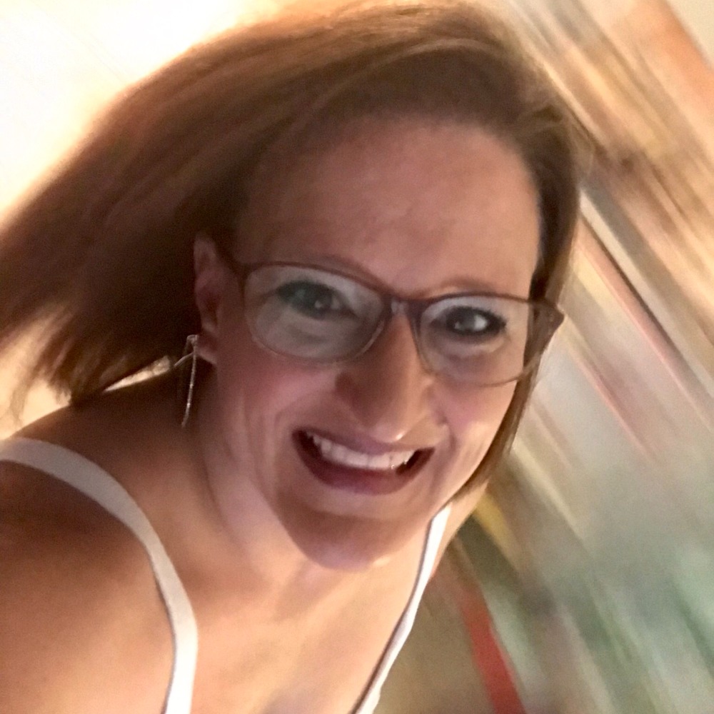 Meet your Posher, Debra